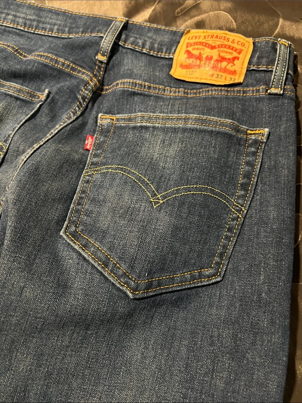 Levi's 512 Men's Slim Taper Medium Dark Wash Blue Denim Jeans 32x32
